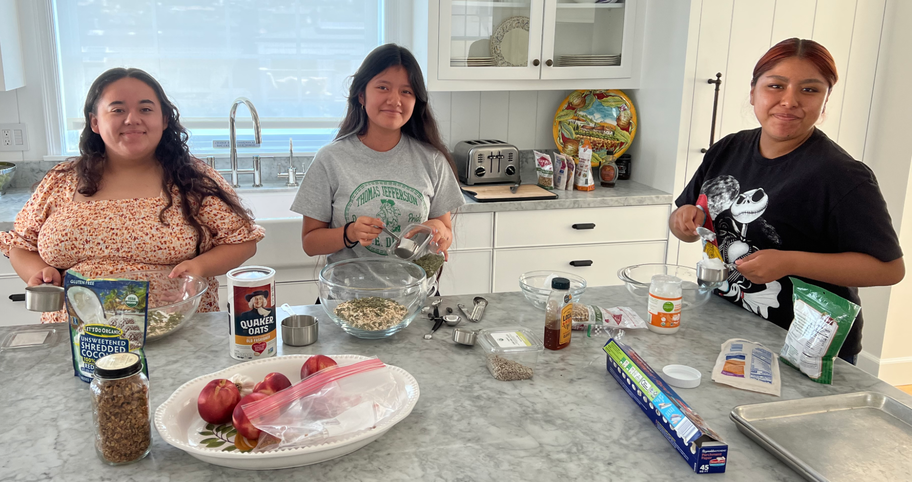 Dailyn-Michelle-Brenda-kitchen